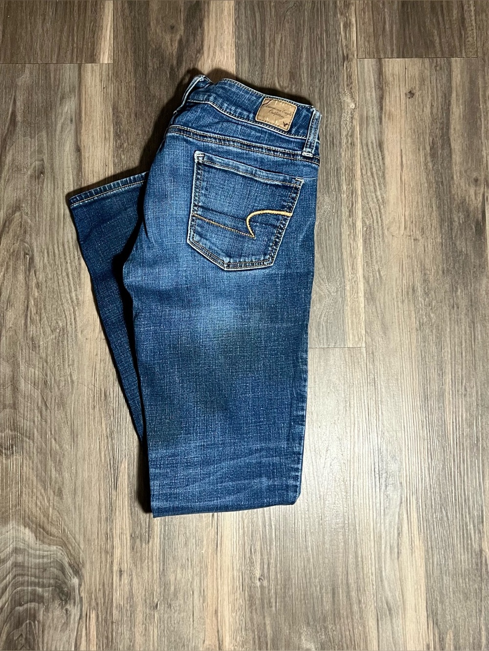 American Eagle Super Stretch Jeans Womens Size 2 Skinny Blue Denim